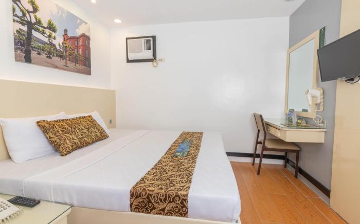 Eurotel Pedro Gil Hotel
