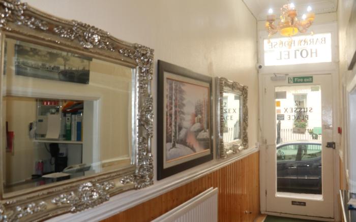 Barry House Hotel