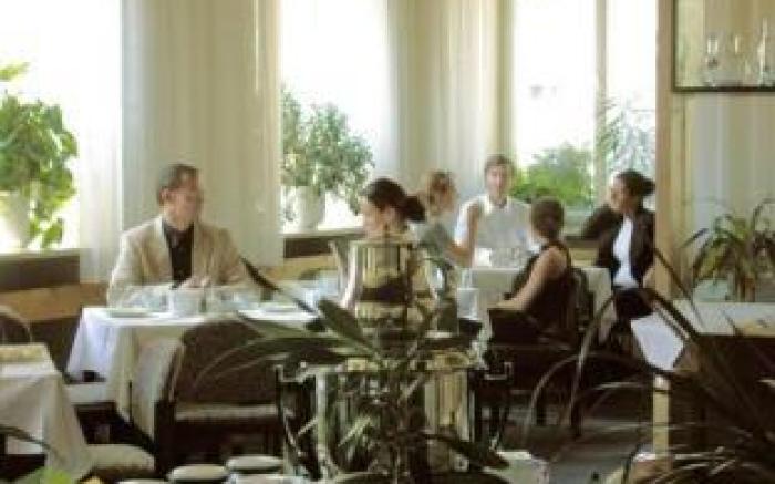 Dom Hotel
