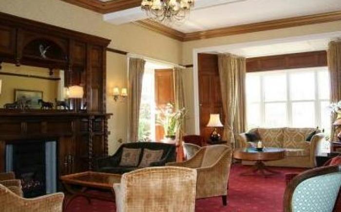 Ravenstone Manor