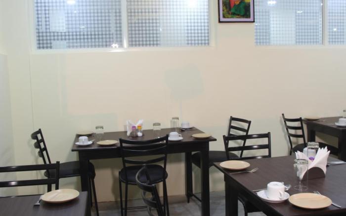 Tranzotel Redkey Inn Near Bangalore Airport
