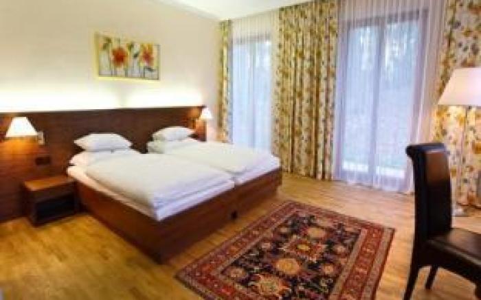 Schlosspark Mauerbach - Adults only
