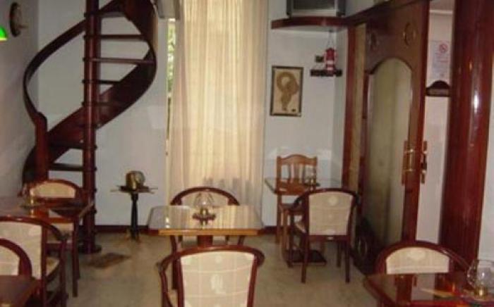 Hotel Ausonia