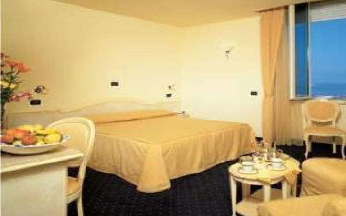 Hotel London