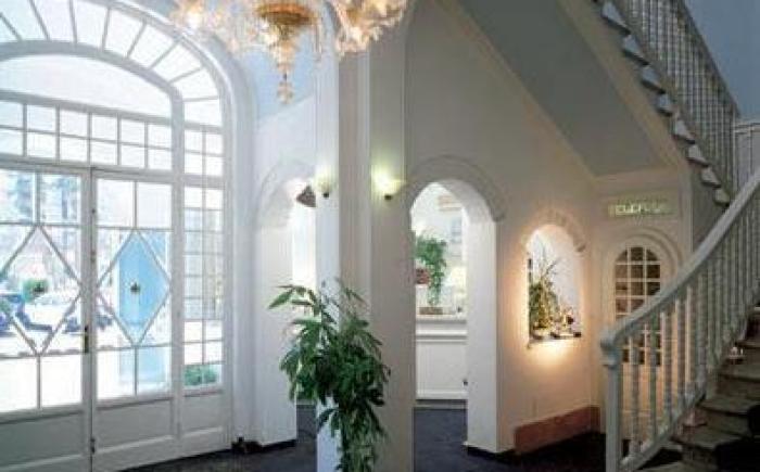 Hotel London