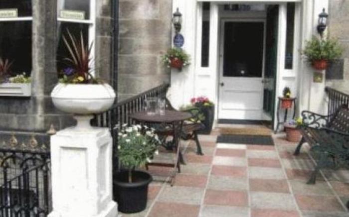Alexander Guest House