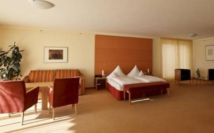 Hotel Forsthaus Gruna Betreiber GmbH