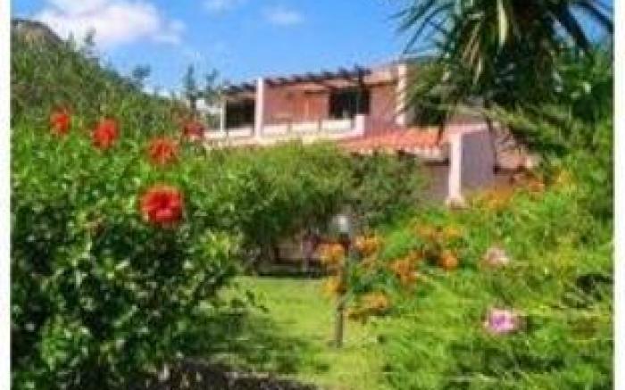 Albaruja Hotel
