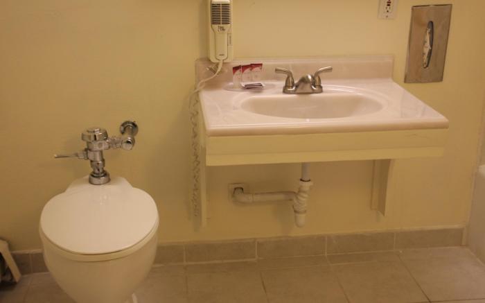 Bedford Plaza Hotel