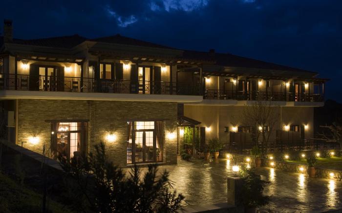Dellas Boutique Hotel