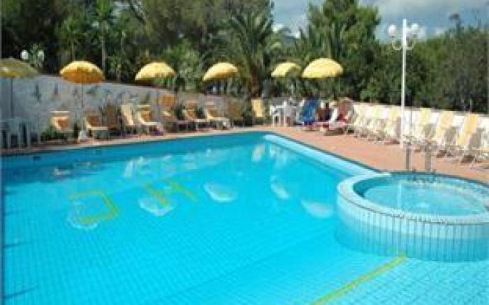 Hotel Capo Di Stella