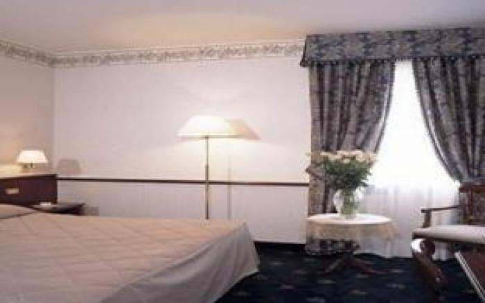 Hotel De La Ville
