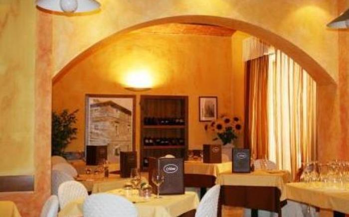 Hotel Monti