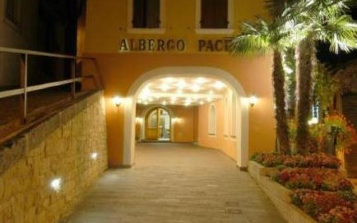 Pace 1954 Hotel