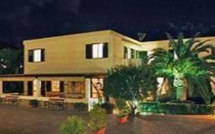 Residence Hotel La Giara