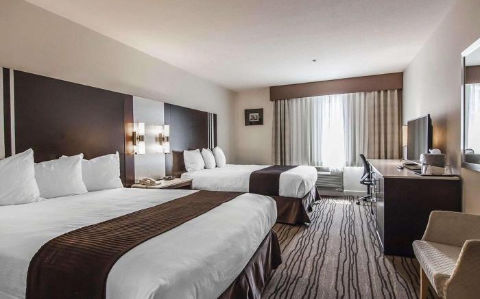 Comfort Hotel Vancouver Airport