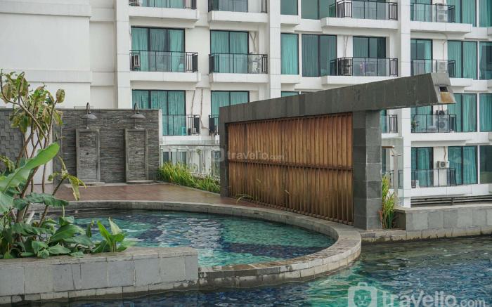 Cozy 2BR Nine Residence with City View By Travelio