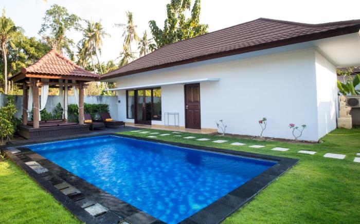 Puri Saron Baruna Beach Cottages