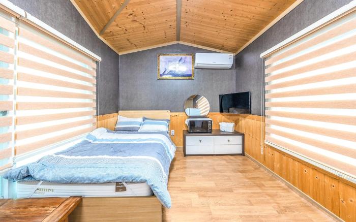 Samcheok Sol Beach Pension