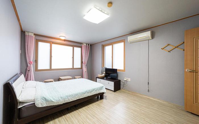 Samcheok Sol Beach Pension