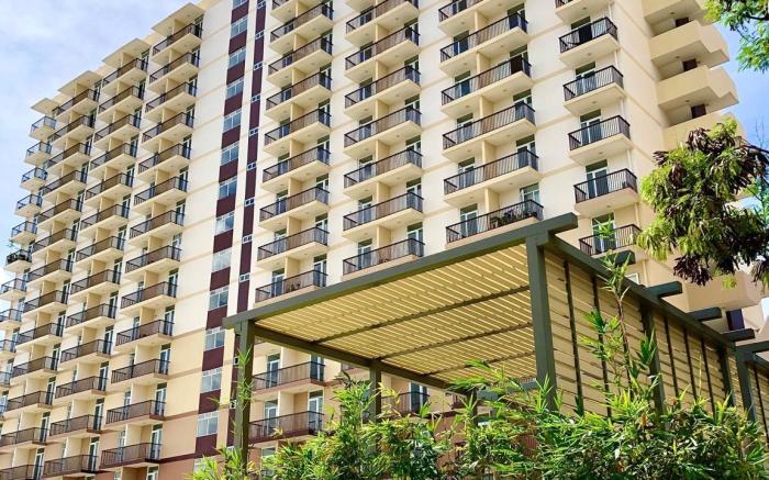 CebuNightSkyCondoTel w/Balcony Near Mactan Airport