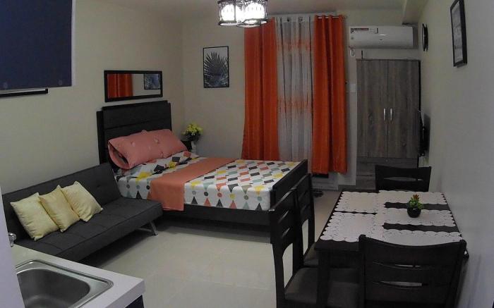 CebuNightSkyCondoTel w/Balcony Near Mactan Airport
