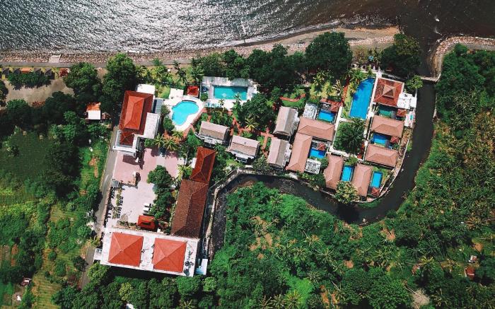 Puri Saron Baruna Beach Cottages