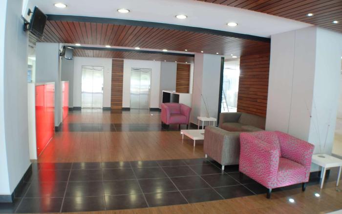 Ramada by Wyndham Acapulco Hotel & Suites