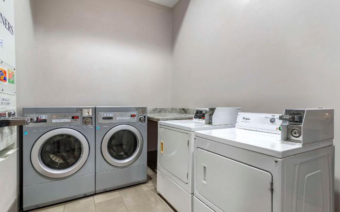 Comfort Inn & Suites Cartersville -  Emerson Lake Point