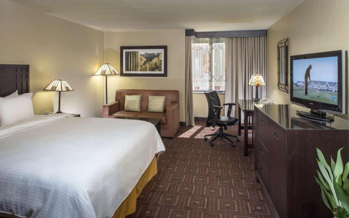 DoubleTree by Hilton Phoenix Tempe