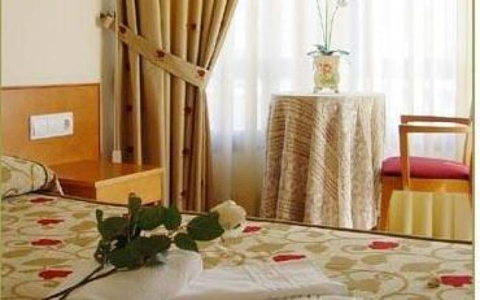 Hotel Cabo Festinanza