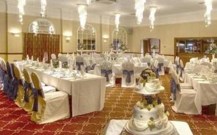 Parkway Hotel & Spa