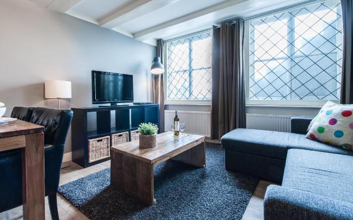 Short Stay Group Harbour Apartments