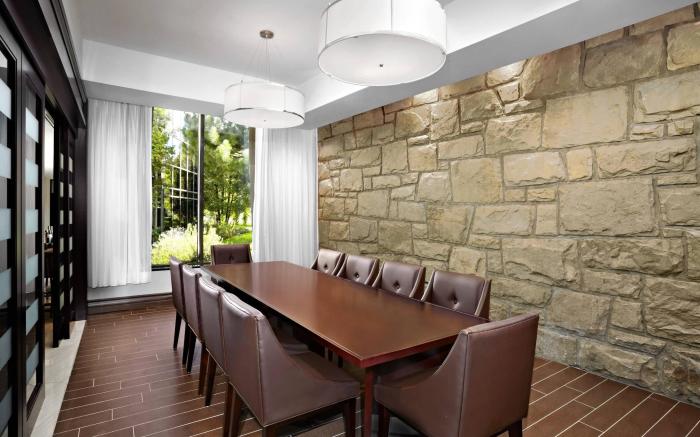 Sheraton Montreal Airport Hotel