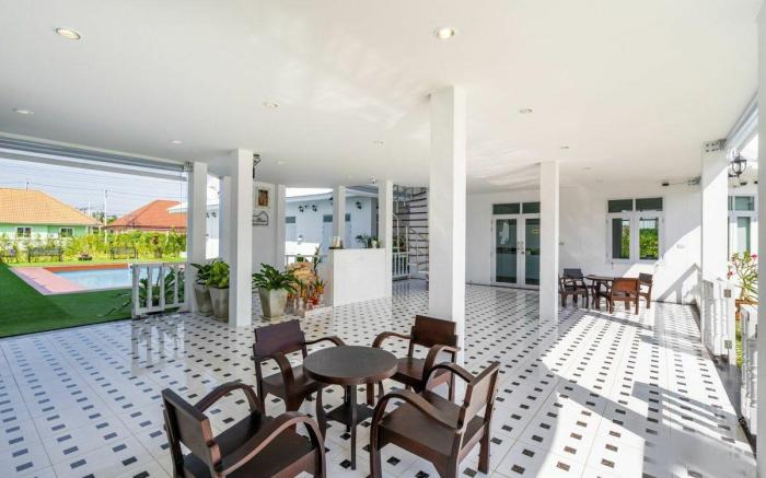 Bianco House Resort