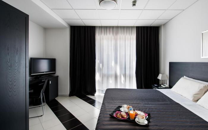 Executive Business Hotel
