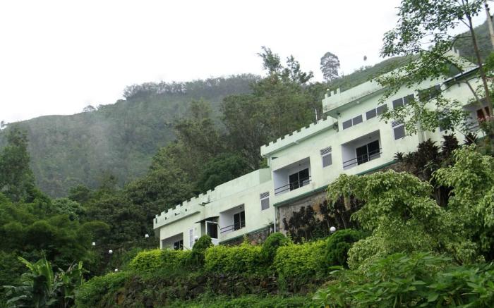 Blackwood hotel and bungalow