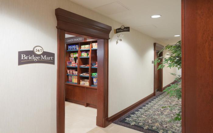 Staybridge Suites Oakville Burlington By IHG
