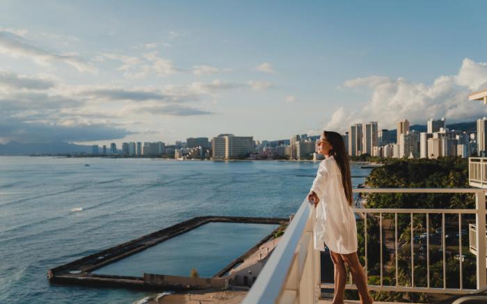 Kaimana Beach Hotel