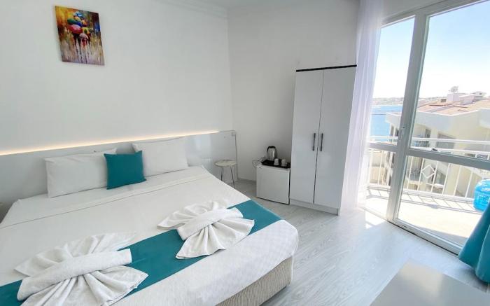 Minerva Port Hotel