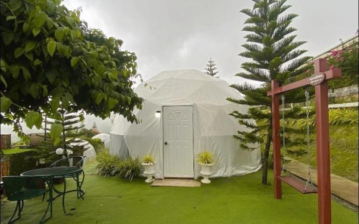 Stratus  Resort