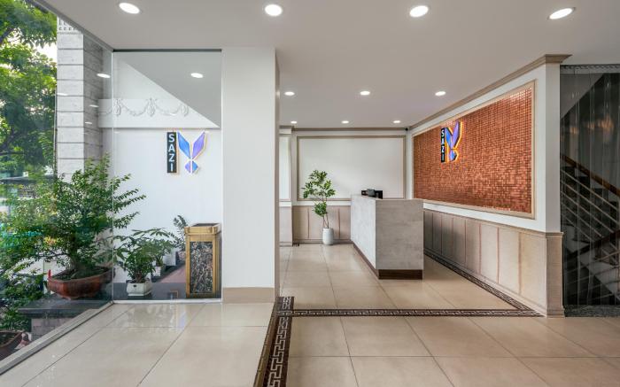 SAZI Erato Hotel - Free Airport & Breakfast