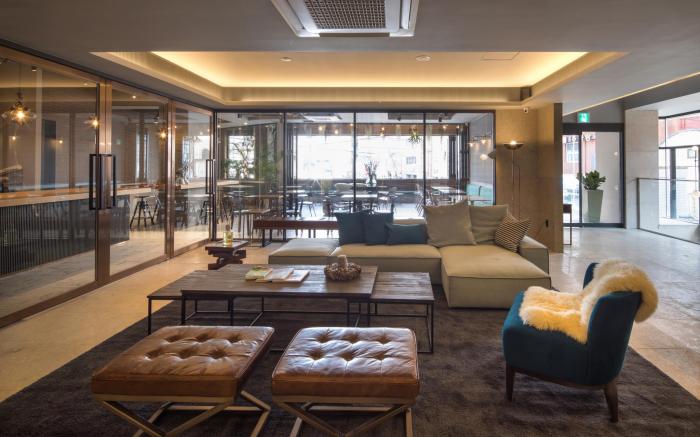 BAYHOUND HOTEL