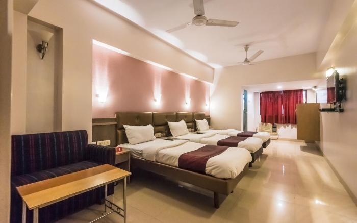 Vista Vashi Inn
