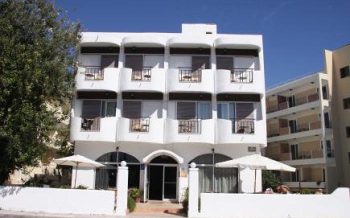 Captain's Hotel
