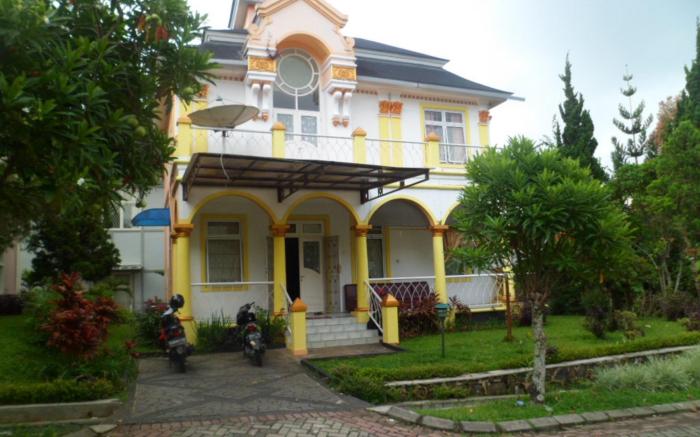Villa Kota Bunga Dandelion