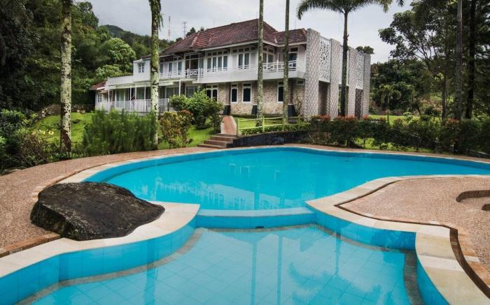Al Nafoura Executive Villa