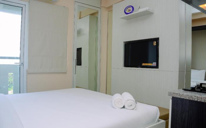 City View Studio Green Pramuka Apt By Travelio
