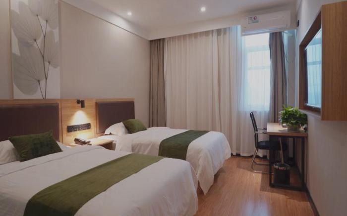 GreenTree Inn Jinan Laicheng Avenue Tusikou Building