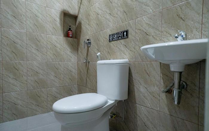 RedDoorz near Exit Toll Sirkuit Sentul